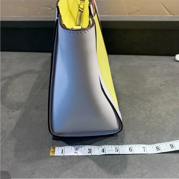Kate Spade Large Tote Bag NWT Yellow Geraldine Retail $399 - Picture 6 of 7